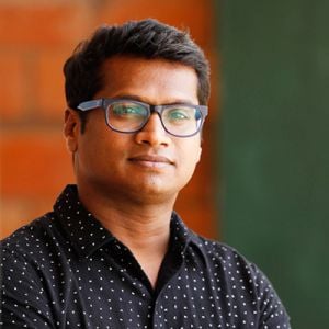 divyesh-profile.jpg